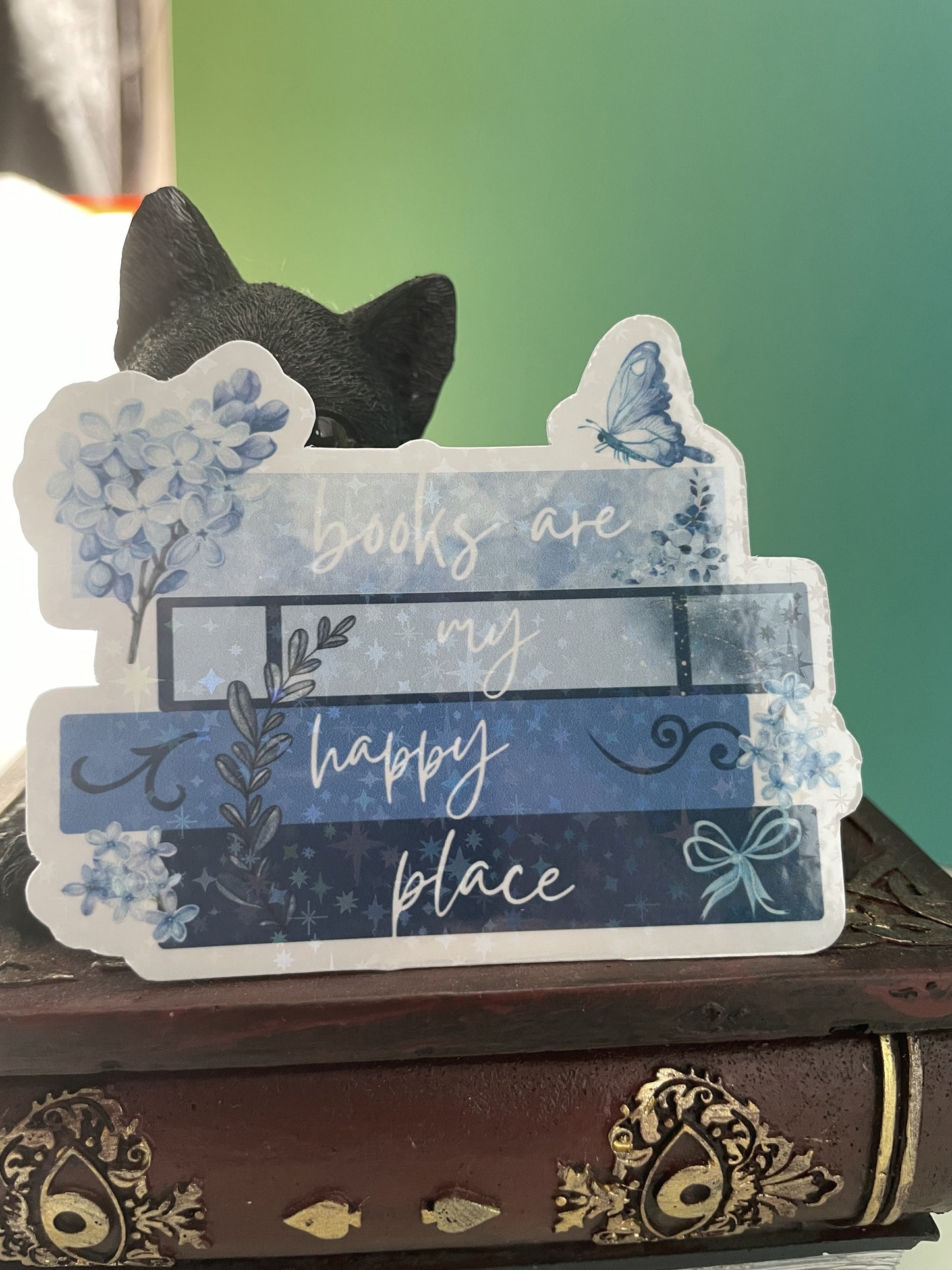 Books are my happy place sticker, gifts for book lovers, blue sticker, die cut sticker, laminated, laptop sticker, vinyl sticker, bookish