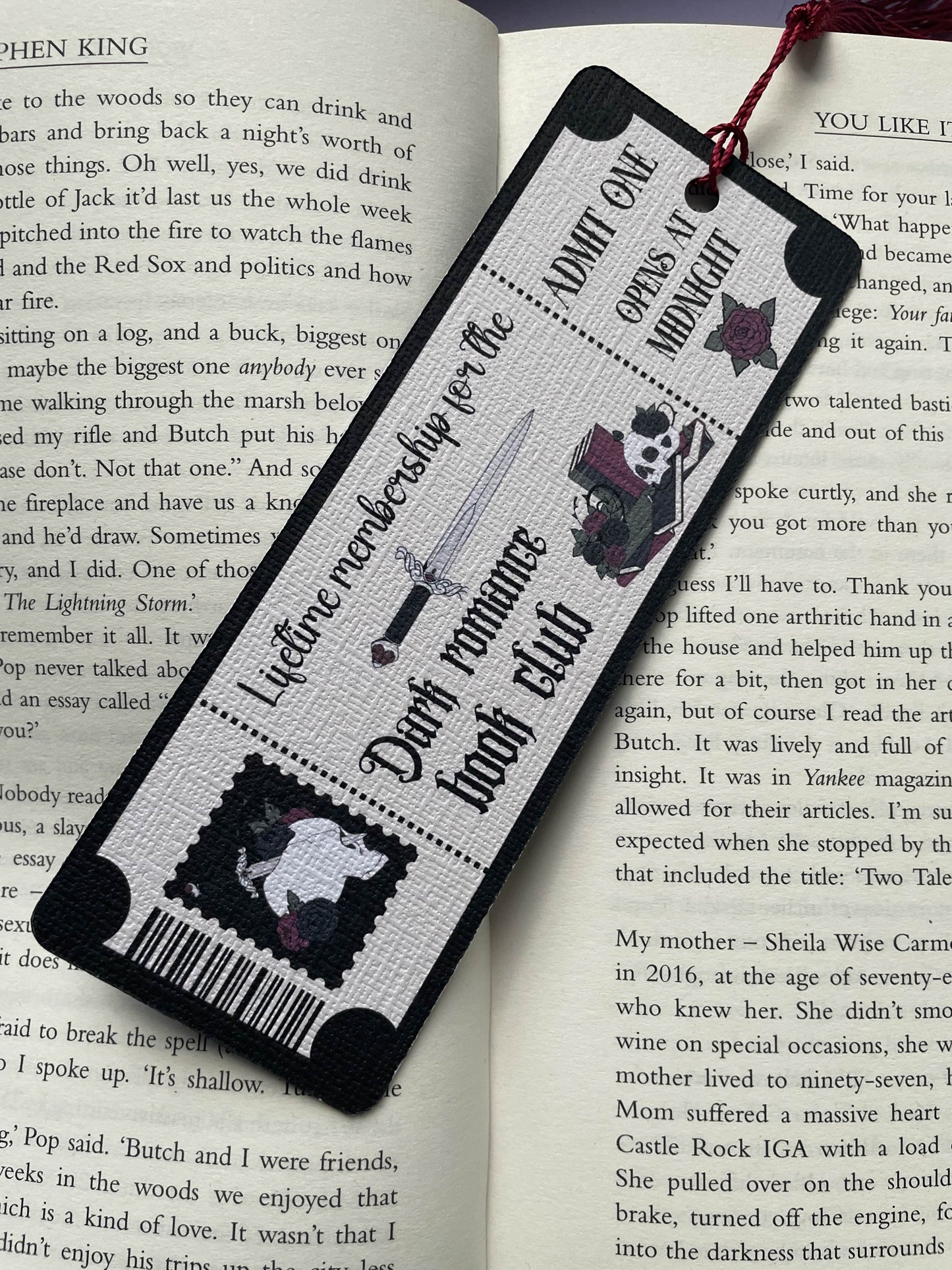 Dark romance book club bookmark, bookmarks for book nerds, gothic romance, skulls & books, bookish, book lovers, in my dark romance era